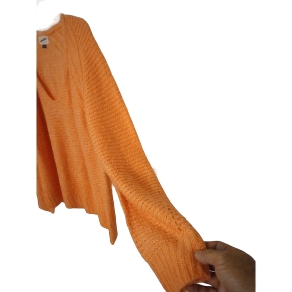 Universal Thread Orange/Peachy Knit Super Soft Comfy V-Neck Sweater XL NWOT - Picture 2 of 9